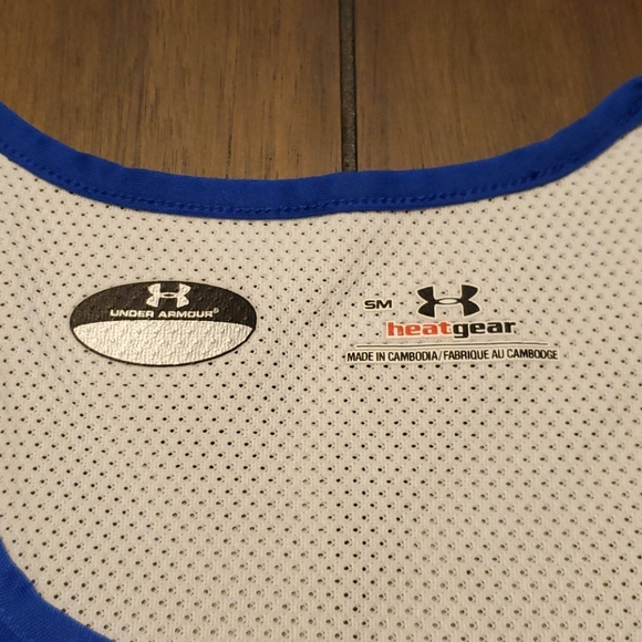 Ladies Under Armour Running Top Sz SMALL - Picture 6 of 7